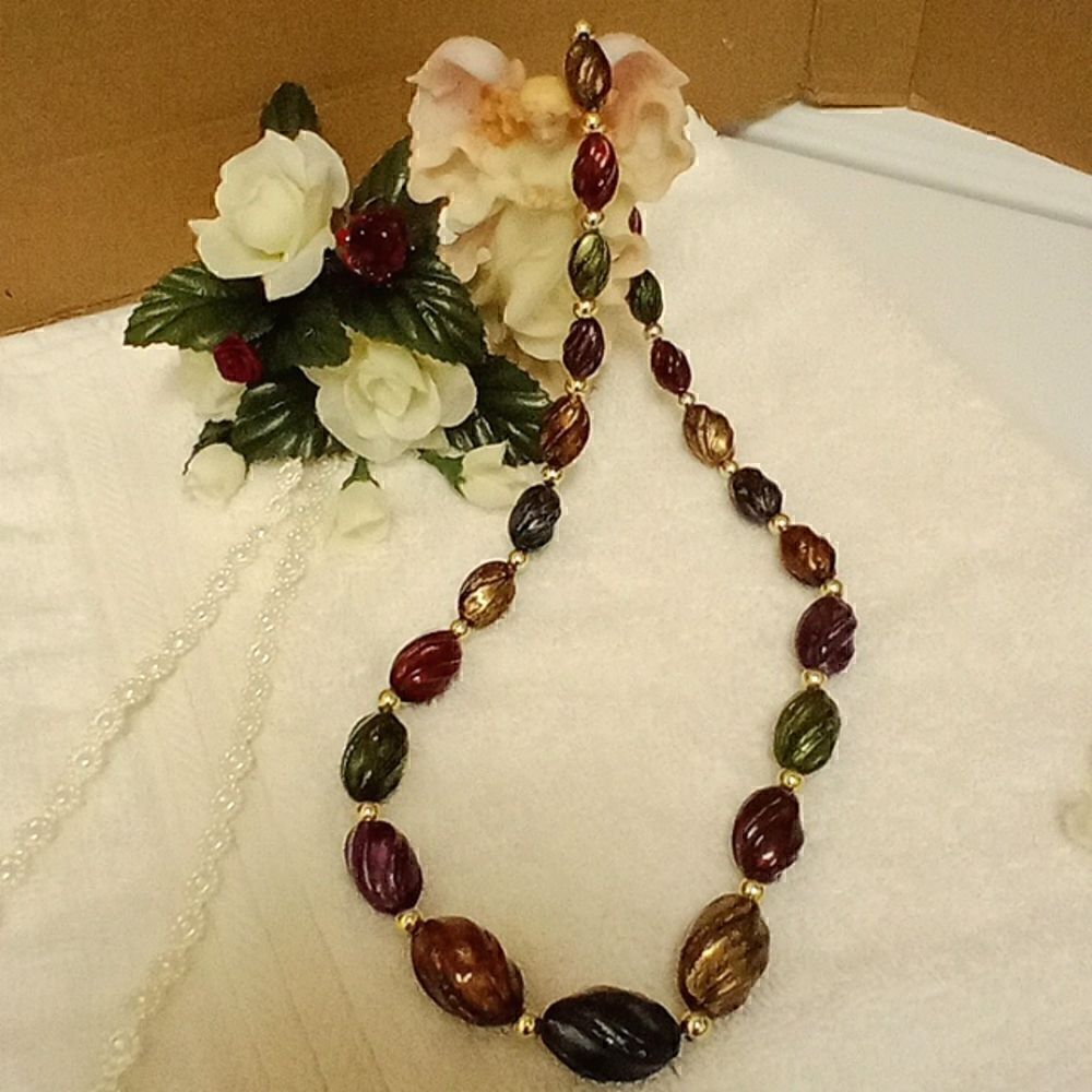 Vintage Oblong Swirl Beaded W/Goldtone Bead Dividers Multi Colored 24" Necklace
